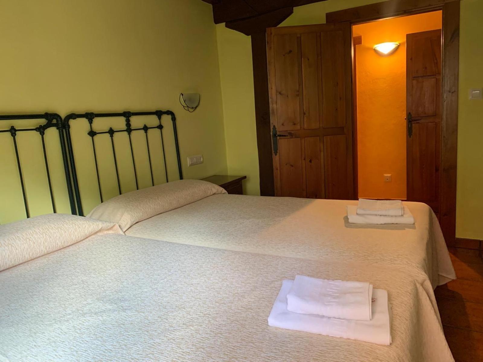 Apartamentos Las Rocas De Brez ภายนอก รูปภาพ
